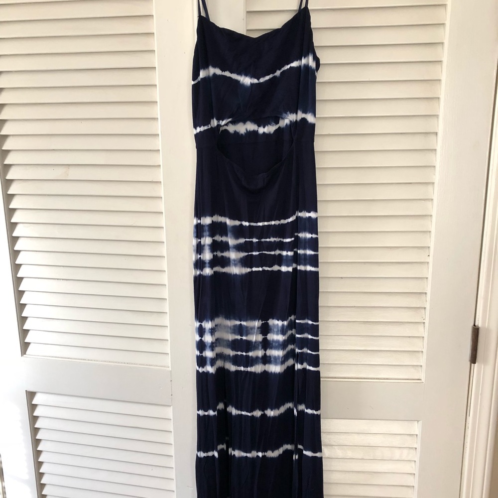 Kittenish Navy Blue-White Tie Dye Cut Out Dress